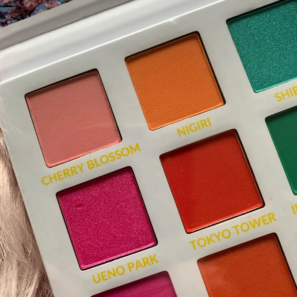 🎉HP🎉 New BH Cosmetics Trendy In Tokyo Eyeshadow Palette
